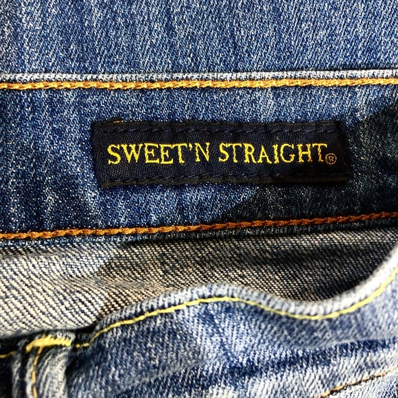 Lucky Brand Sweet ‘N Straight Jeans - Picture 6 of 9